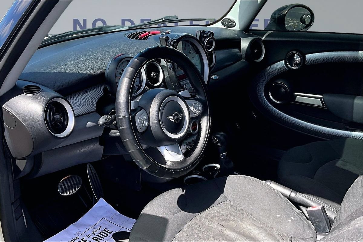 Used 2010 MINI Cooper S FWD image 14