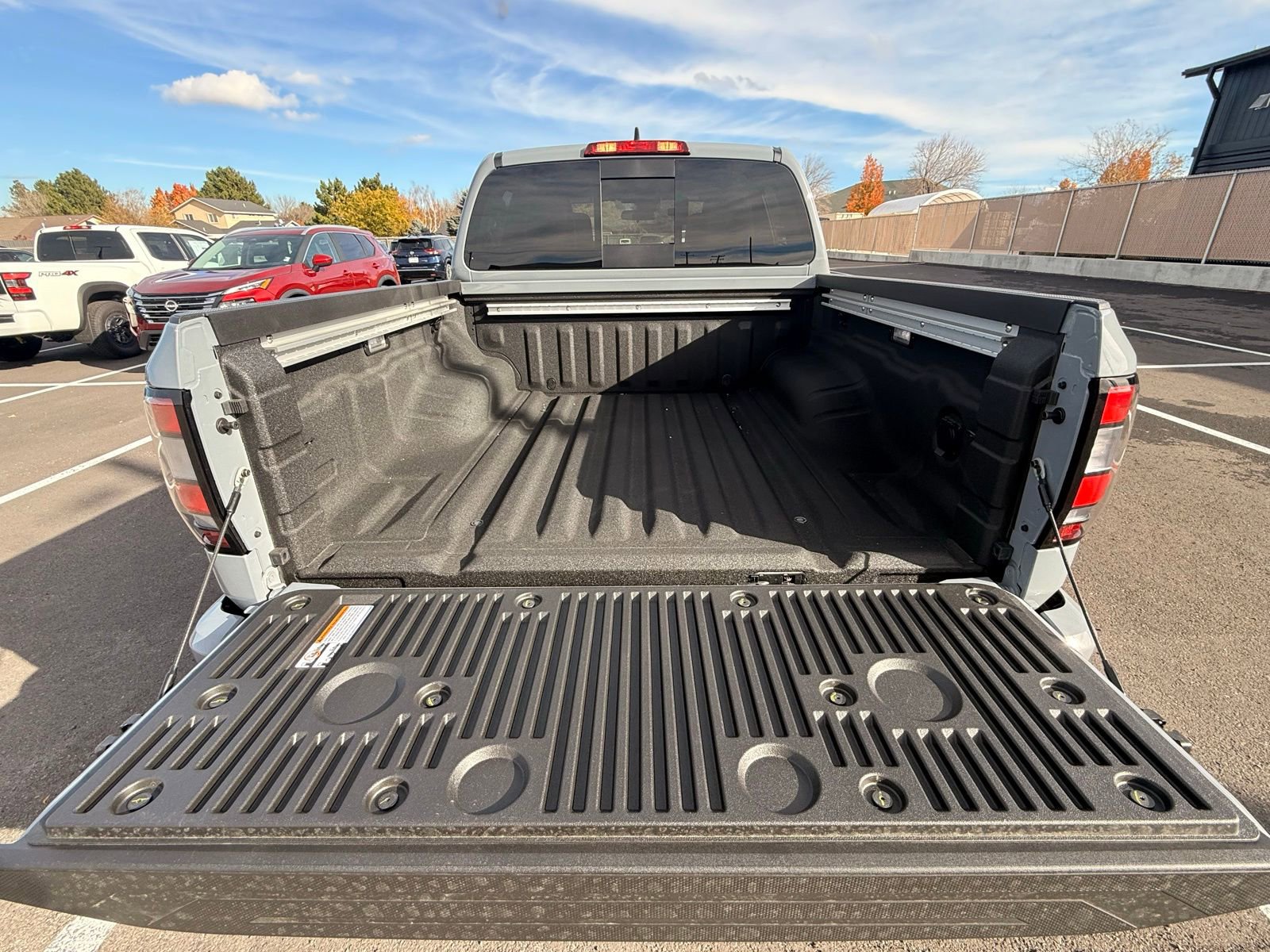 New 2026 Nissan Frontier PRO-4X w/ Pro-4x Convenience Package image 11
