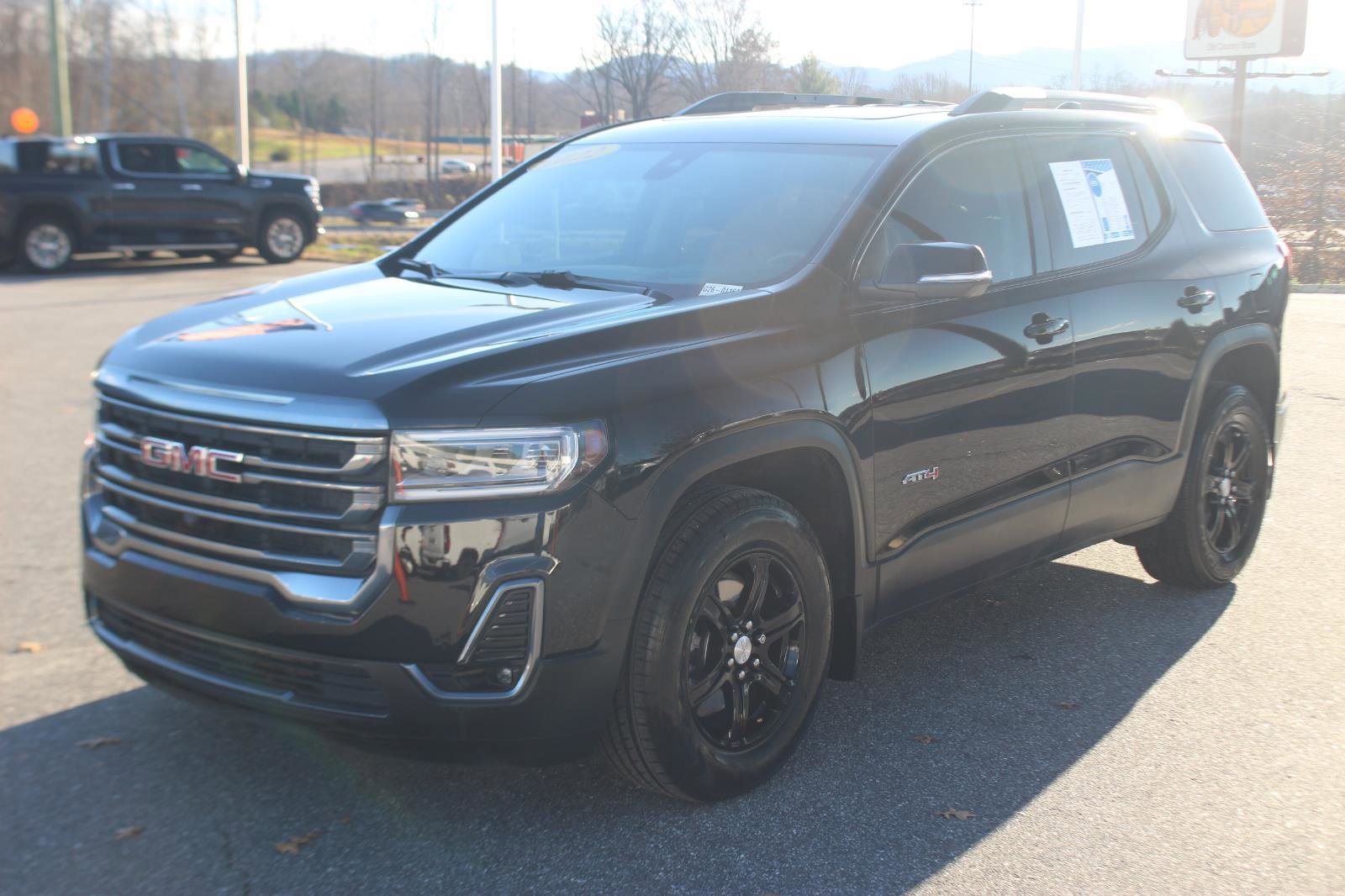 Used 2022 GMC Acadia AT4 w/ Technology Package video 3