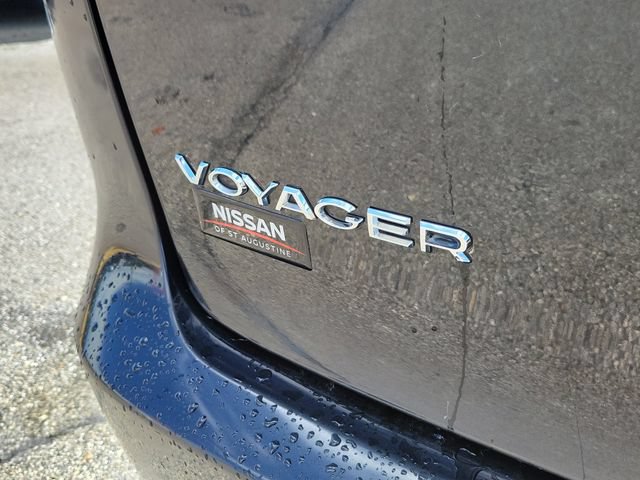 Used 2023 Chrysler Voyager LX FWD image 8