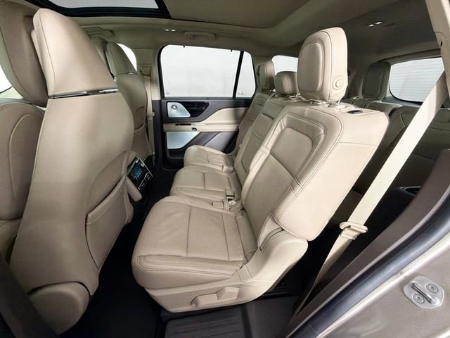 Used 2020 Lincoln Aviator Reserve w/ Equipment Group 201A image 25