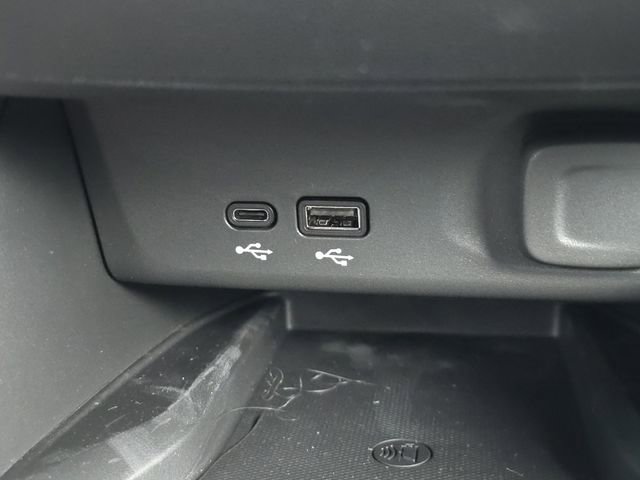 New 2025 Buick Envista Sport Touring w/ Convenience II Package image 30