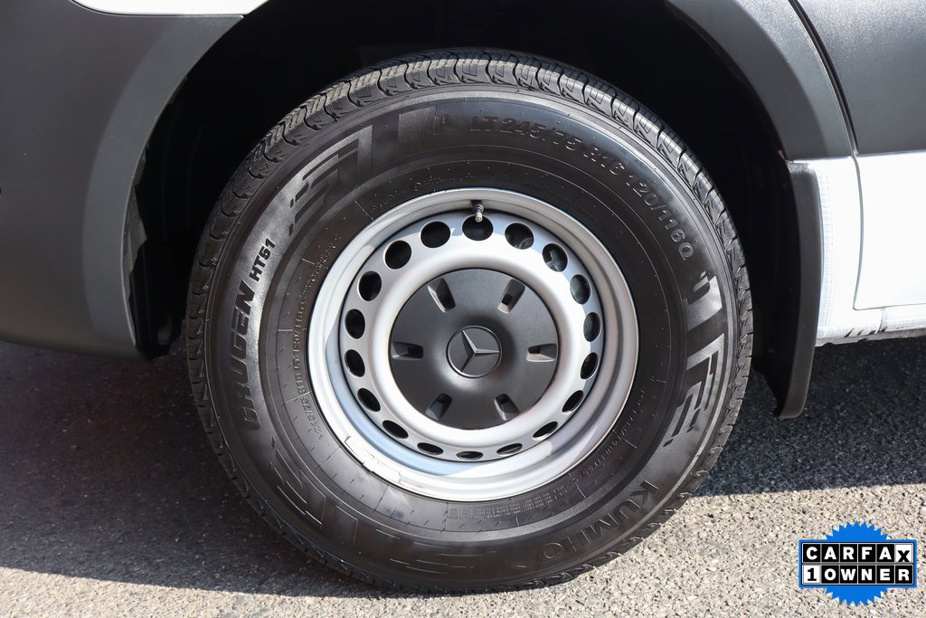 Used 2024 Mercedes-Benz Sprinter 2500 image 42