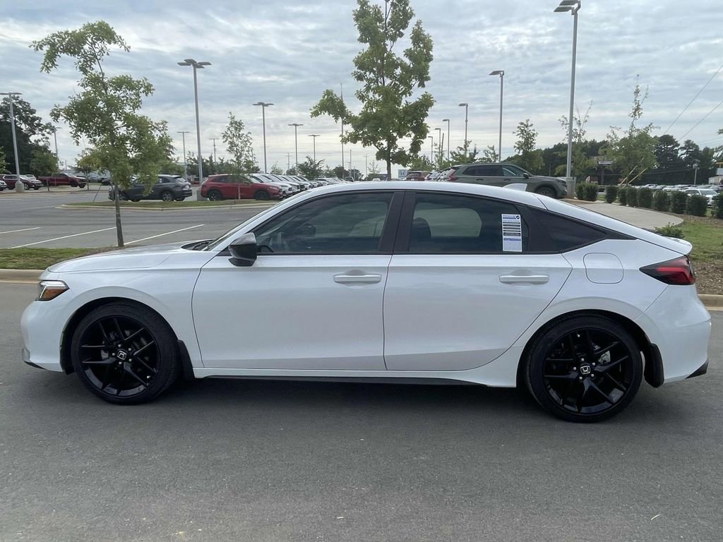 Used 2025 Honda Civic Sport image 5