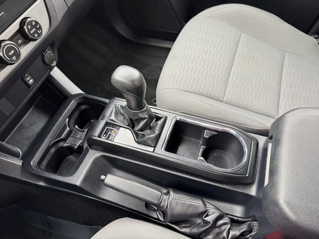 Used 2019 Toyota Tacoma SR w/ SX Package image 23