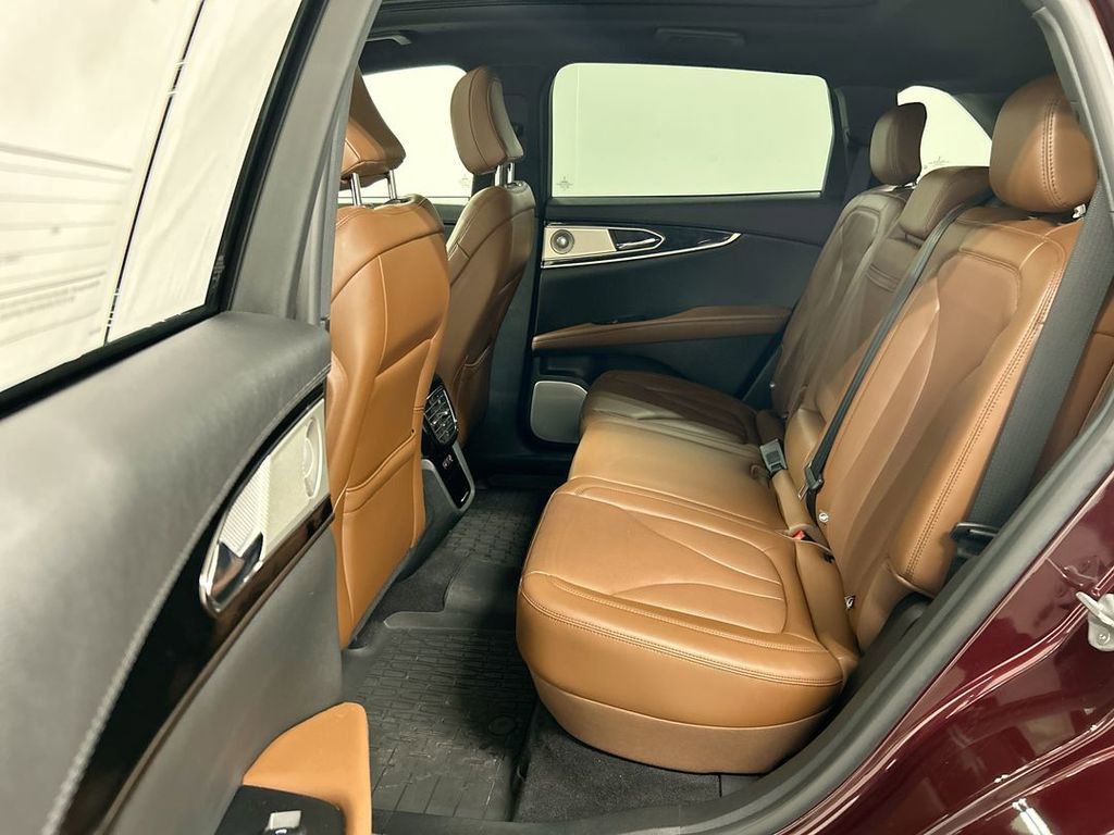 Used 2023 Lincoln Nautilus Reserve w/ Equipment Group 202A image 21