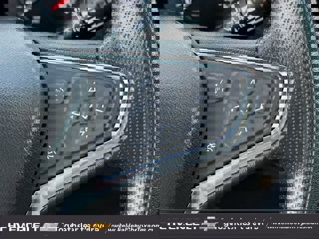 Used 2024 Chevrolet Malibu LT image 15