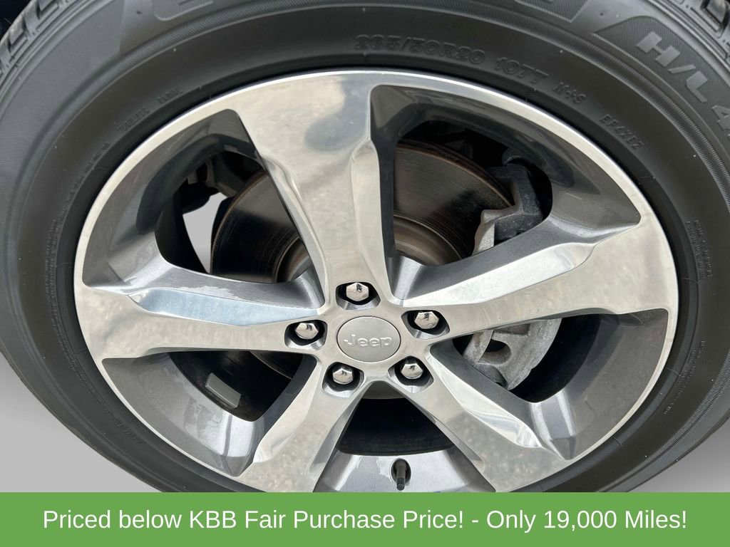 Used 2024 Jeep Grand Cherokee L Limited image 9