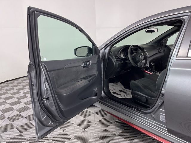 Used 2019 Nissan Sentra NISMO image 16