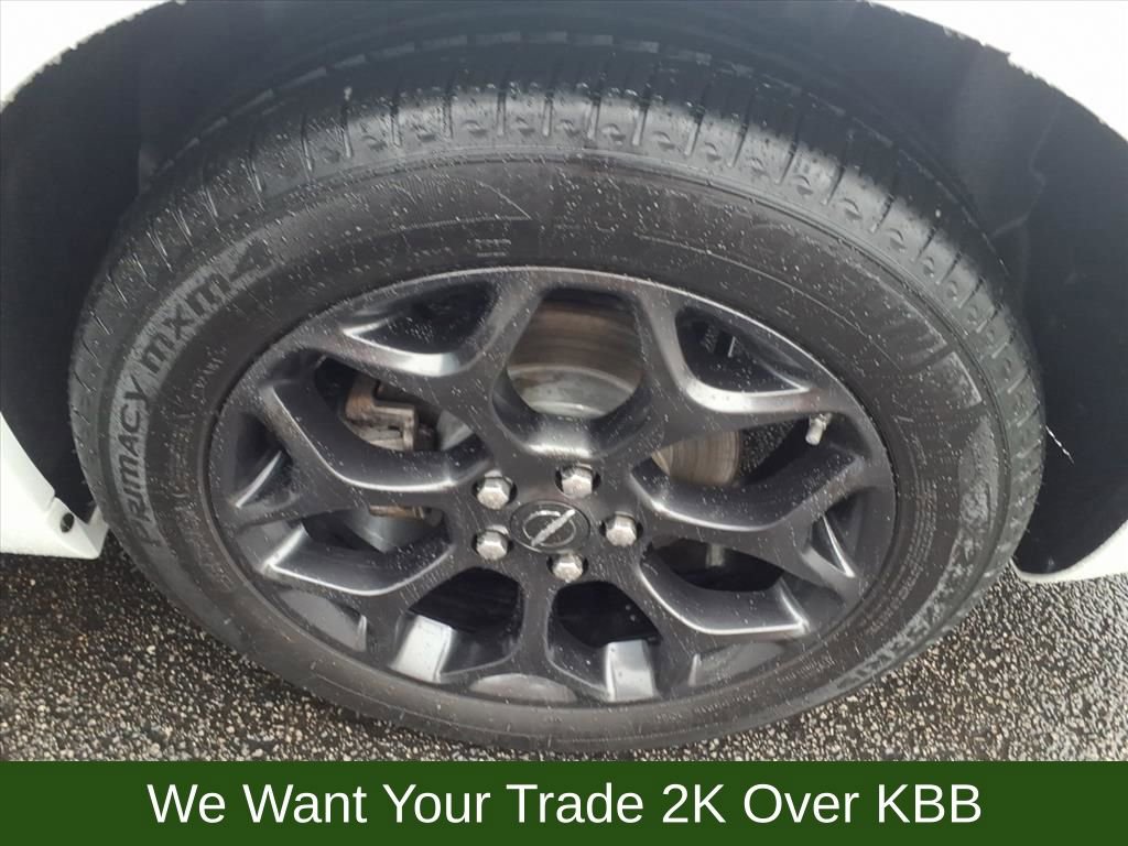 Used 2023 Chrysler 300 Touring L image 15