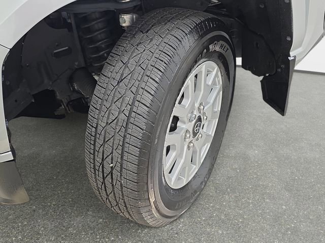 Certified 2024 Toyota Tacoma SR5 image 26