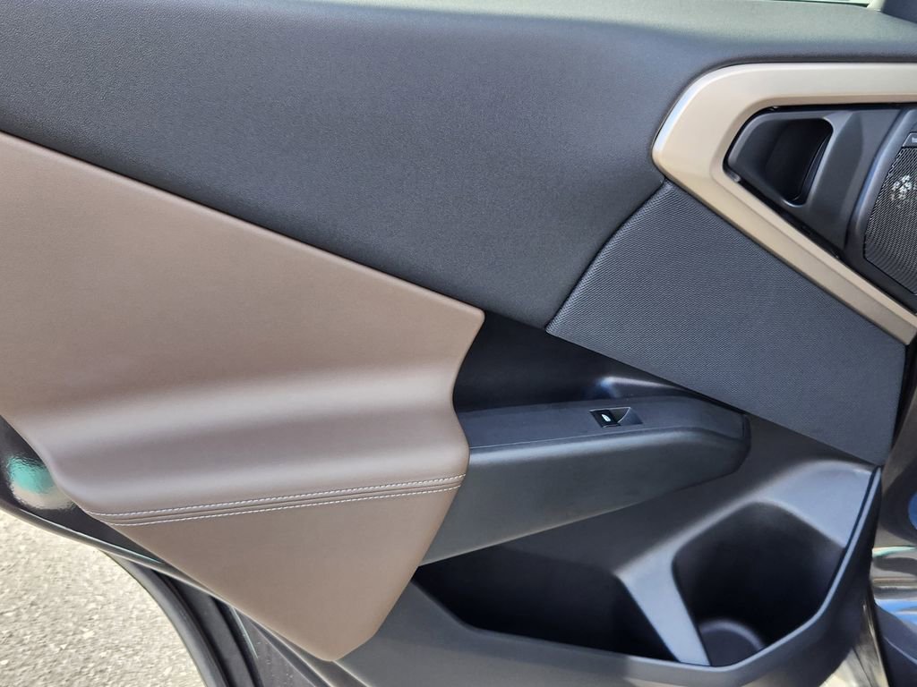 Certified 2025 BMW X3 xDrive30i w/ Convenience Package image 11