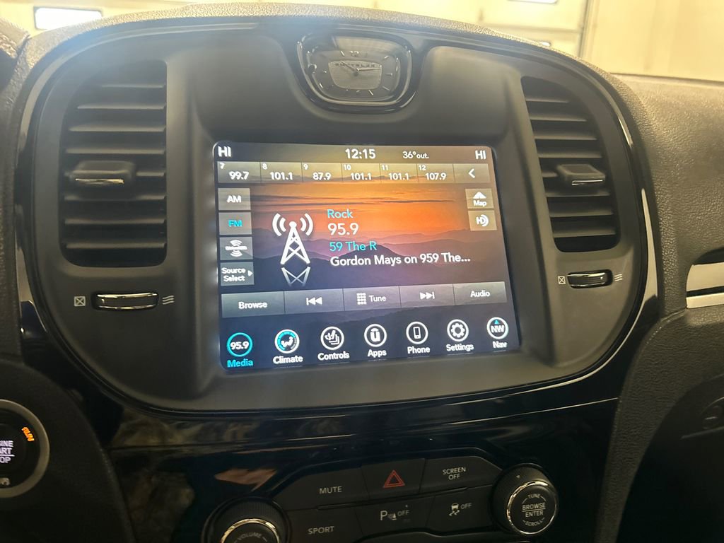 Used 2023 Chrysler 300 S image 22