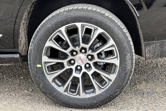 New 2026 GMC Yukon Denali w/ Sun & Power Step Package AWD/4WD image 34