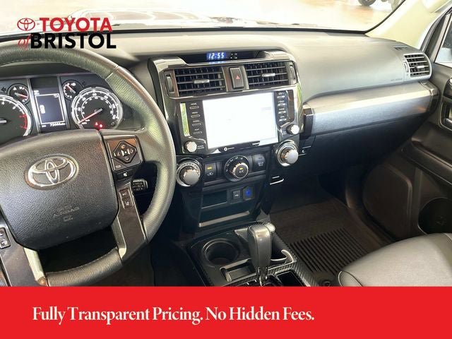 Used 2021 Toyota 4Runner Venture w/ Moonroof Package AWD/4WD image 13