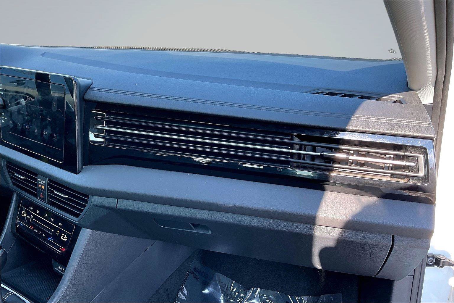 Used 2025 Volkswagen Jetta S FWD image 16