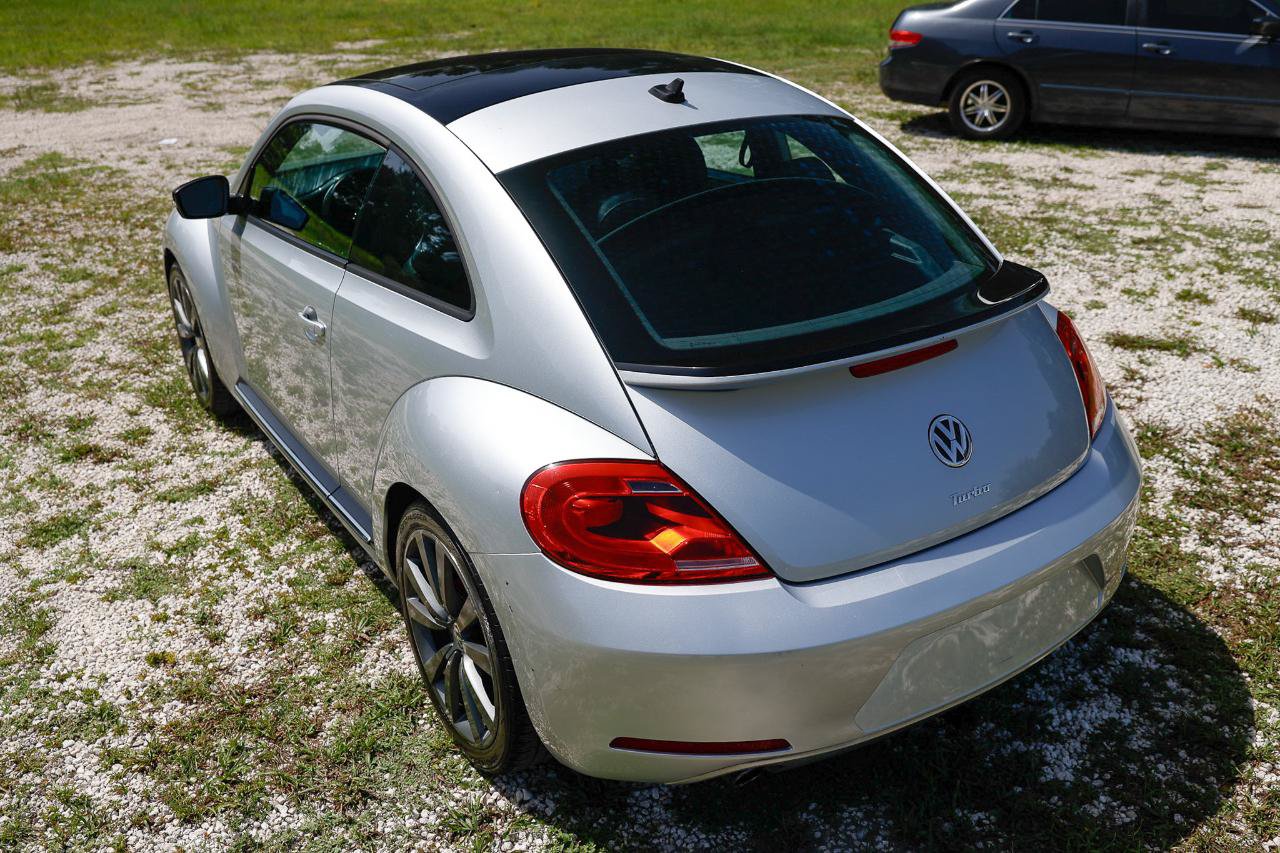 Used 2013 Volkswagen Beetle 2.0T FWD image 5