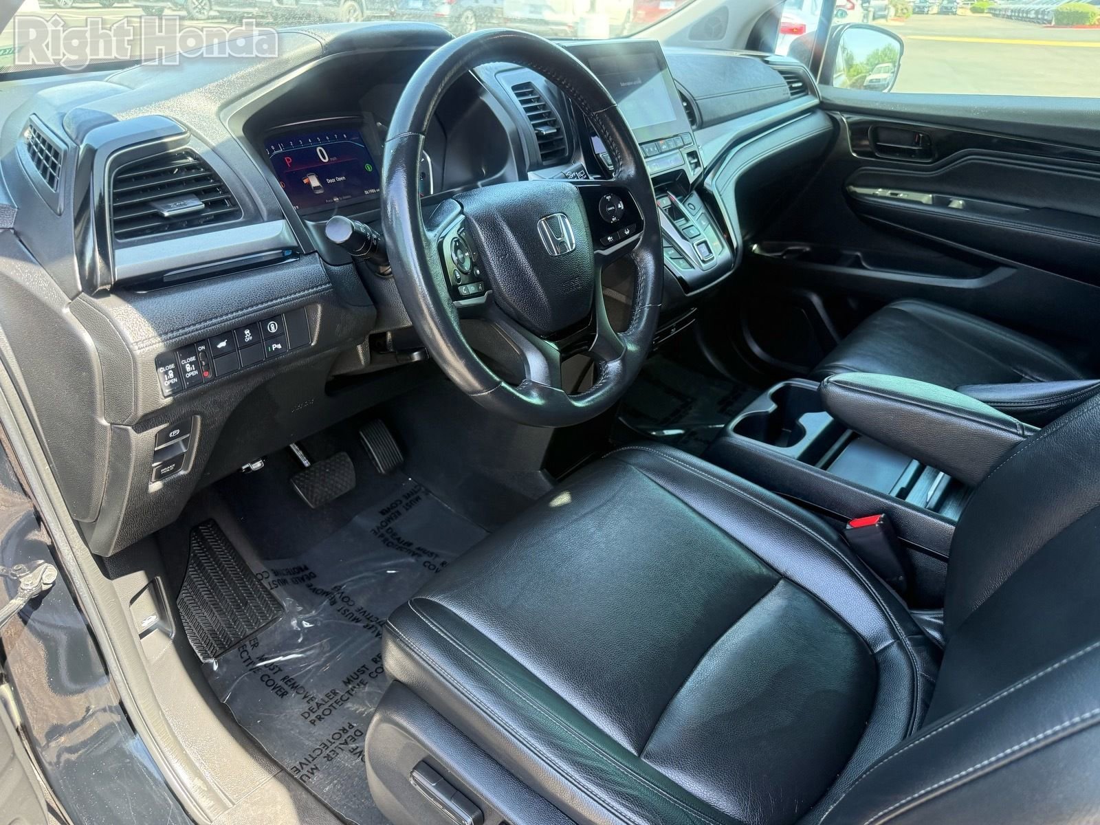 Used 2023 Honda Odyssey Touring image 12