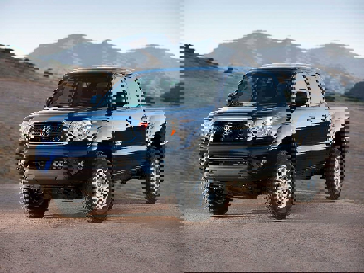 Used 2012 Toyota Tacoma PreRunner w/ SR5 Pkg