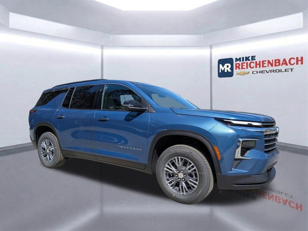 New 2026 Chevrolet Traverse LT w/ Driver Confidence Package FWD video 2