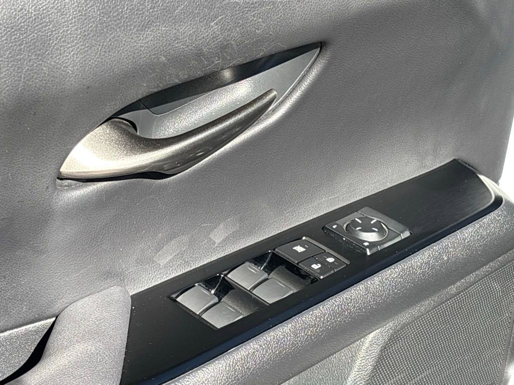 Used 2020 Lexus UX 200 F Sport w/ F Sport Premium Package image 27