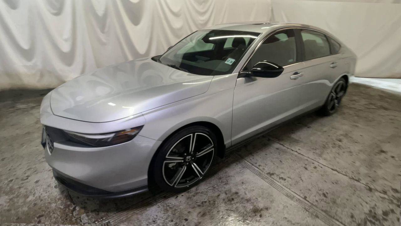 Certified 2024 Honda Accord Sport image 4