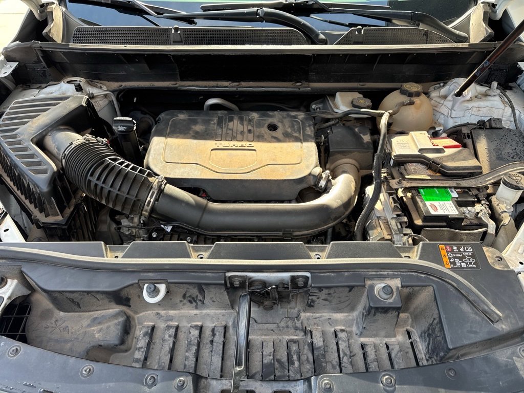 Used 2023 GMC Acadia SLT image 23