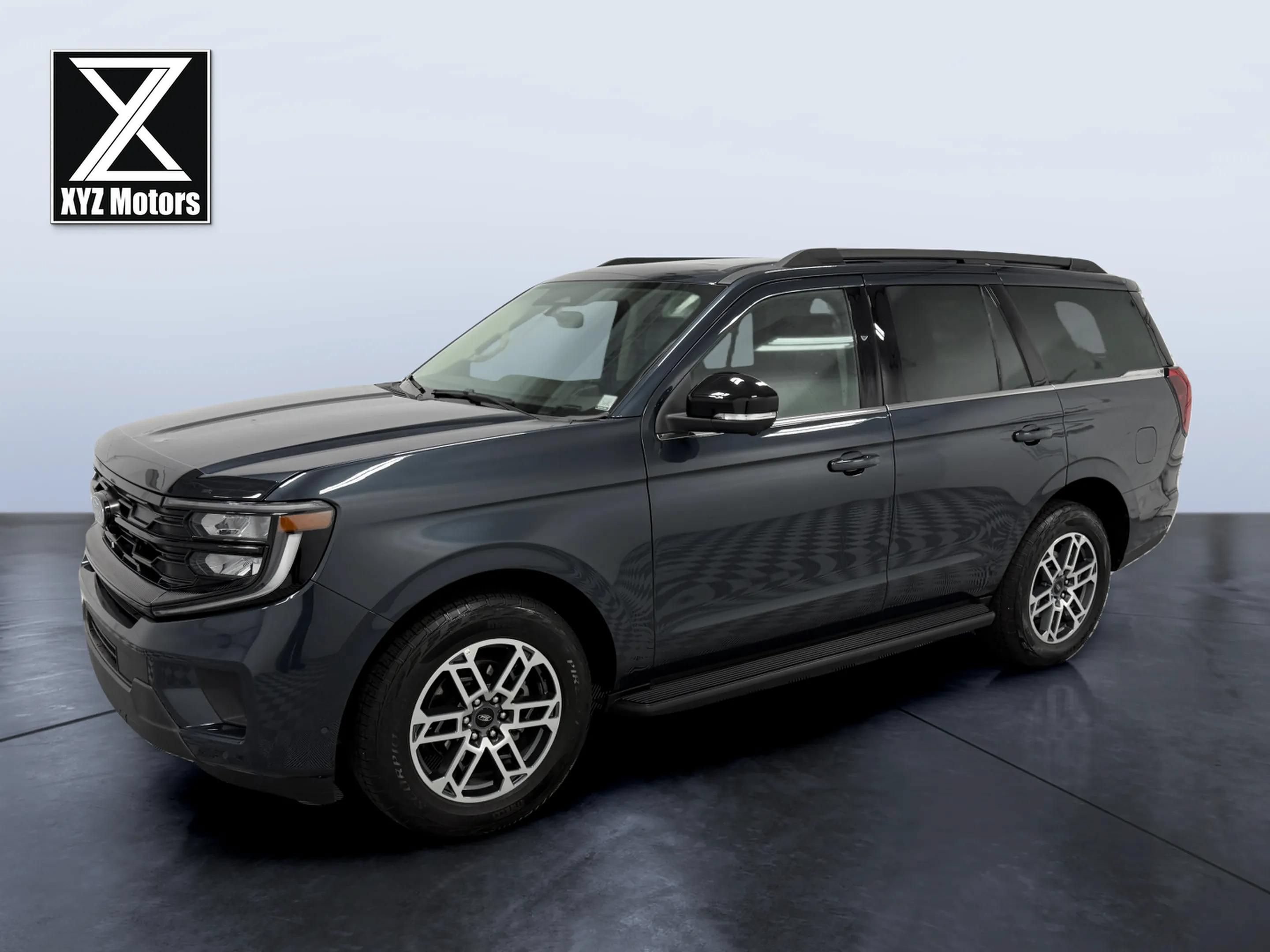 Used 2025 Ford Expedition Active