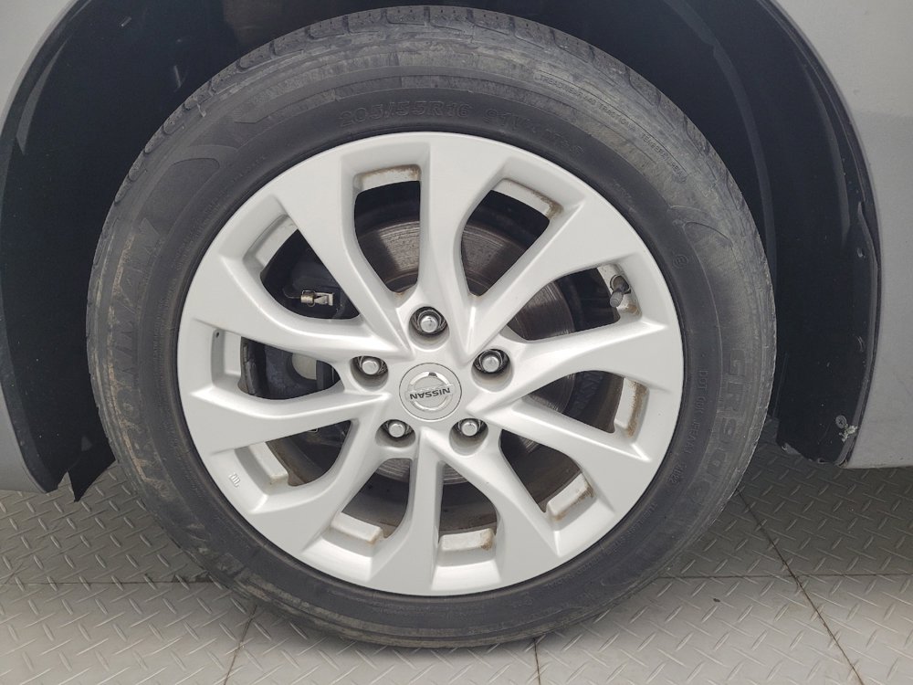 Used 2018 Nissan Sentra SV FWD image 31