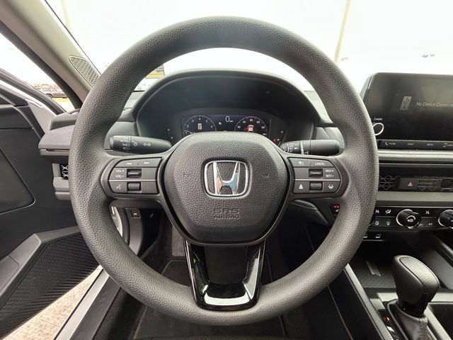 Used 2025 Honda Accord SE image 10