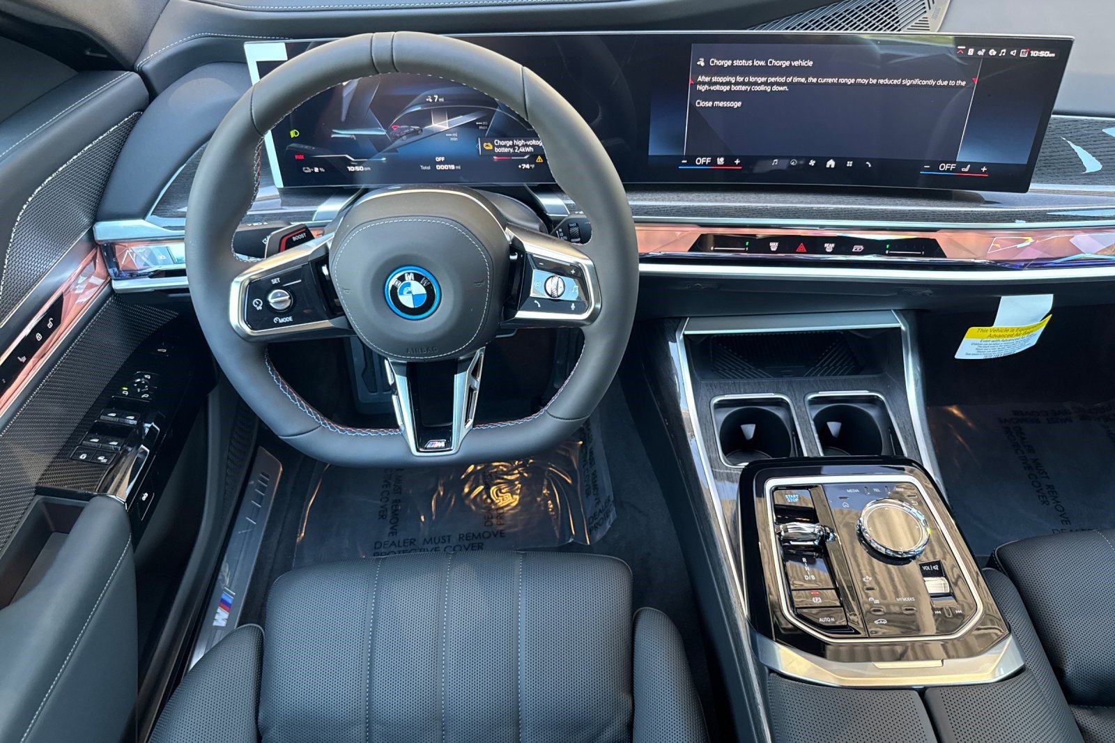New 2026 BMW i7 M70 w/ Executive Package AWD/4WD image 12