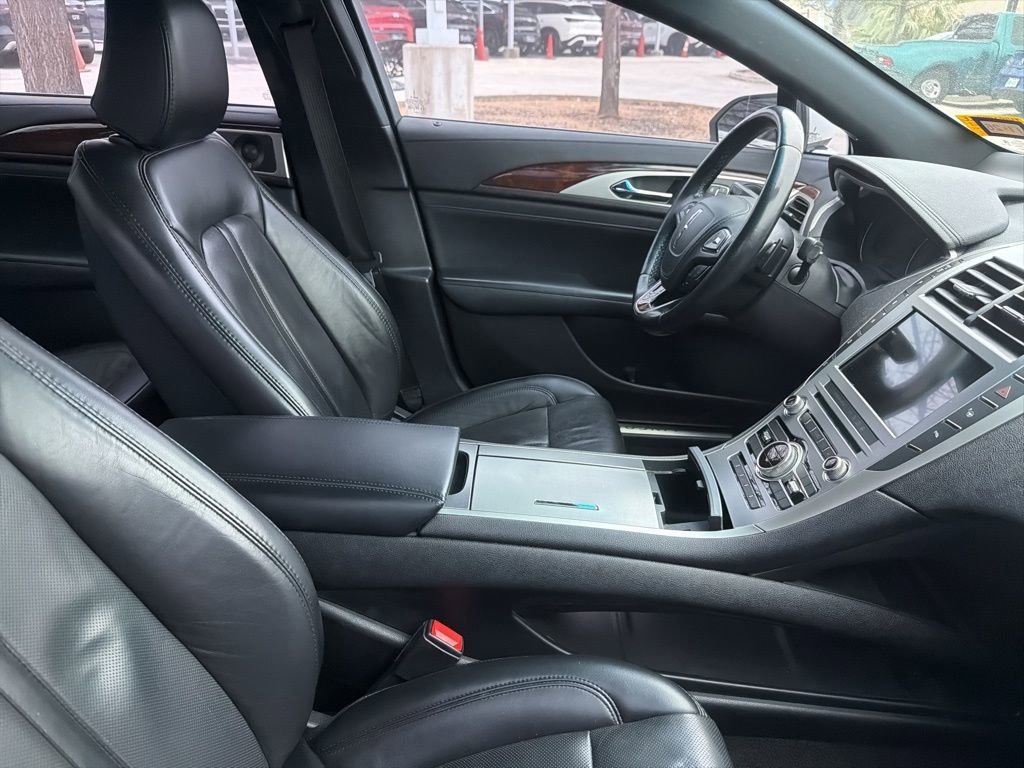 Used 2020 Lincoln MKZ Reserve w/ Monochromatic Package image 3