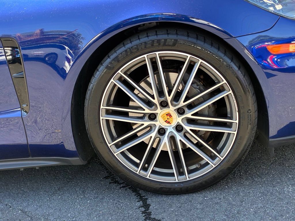 Used 2020 Porsche Panamera 4S AWD/4WD image 57