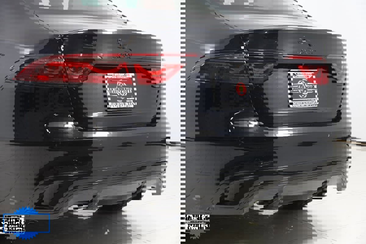 Used 2024 Jaguar XF R-Dynamic SE image 26