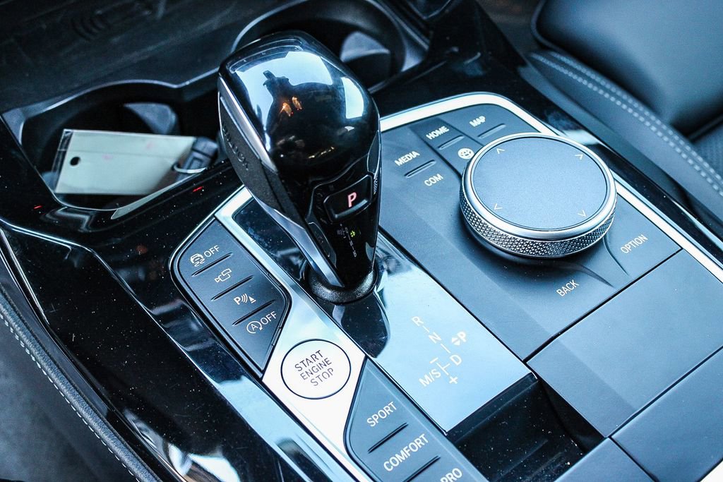 Used 2025 BMW X4 xDrive30i image 19