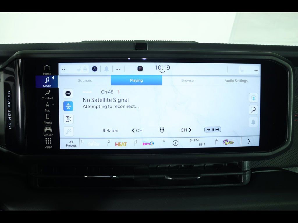 New 2026 Jeep Wrangler Unlimited Rubicon w/ Safety Group image 20