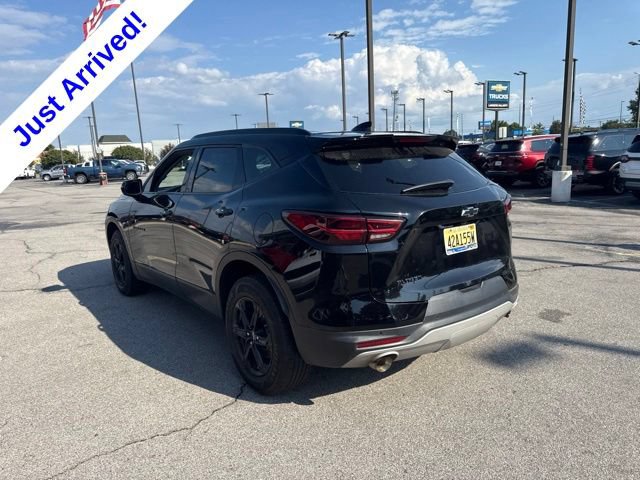 Used 2023 Chevrolet Blazer LT w/ Midnight/Sport Edition FWD image 5
