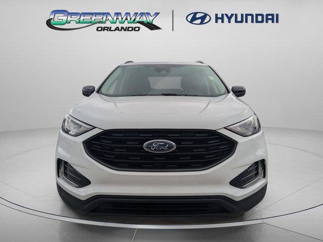 Used 2024 Ford Edge SEL w/ Sport Appearance Package image 3