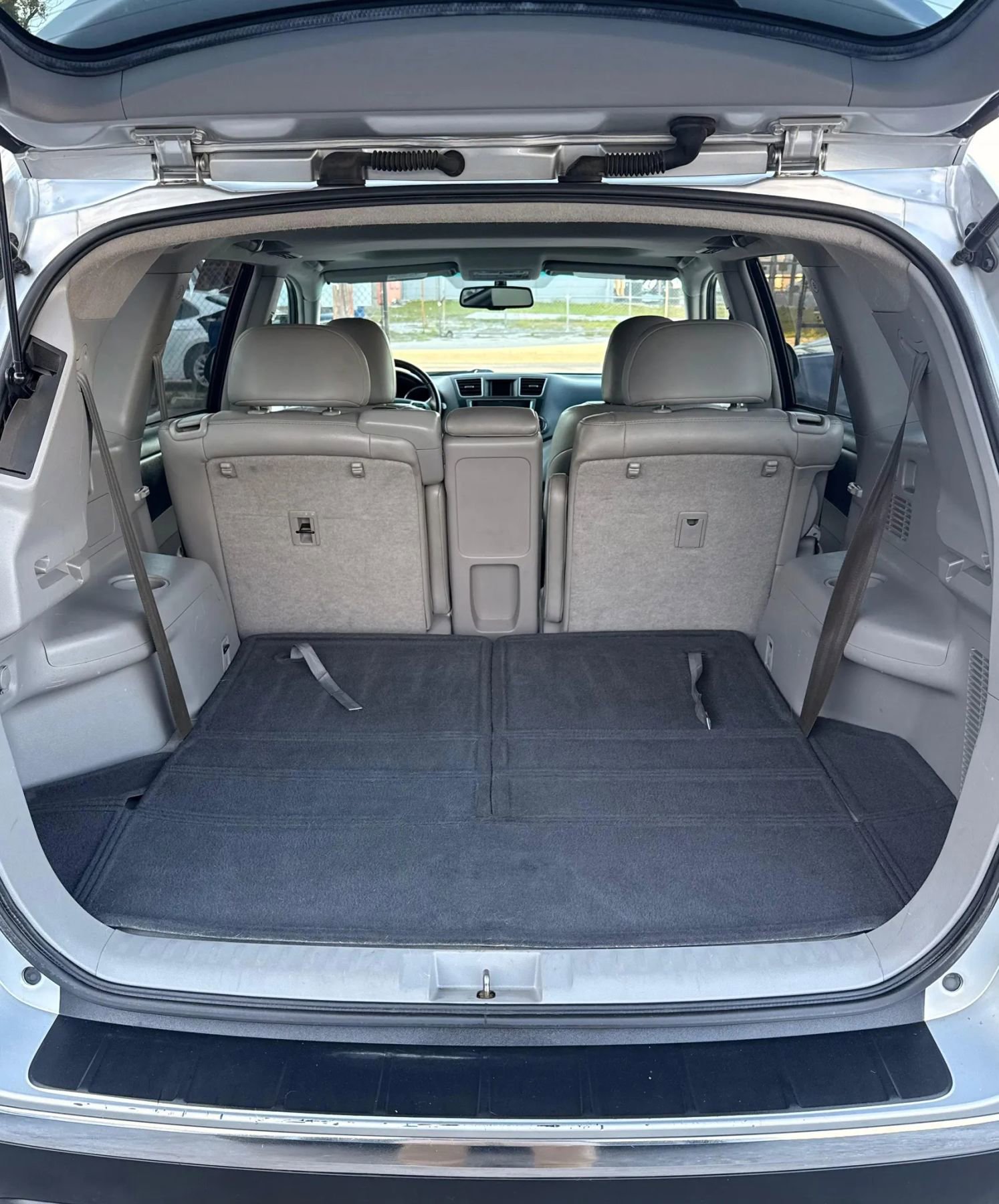 Used 2013 Toyota Highlander Limited image 19