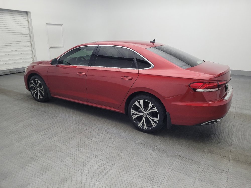 Used 2020 Volkswagen Passat 2.0T SEL image 3