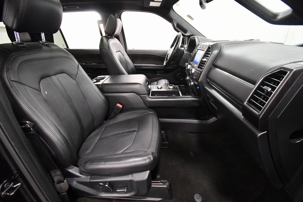 Used 2020 Ford Expedition Max Limited image 16