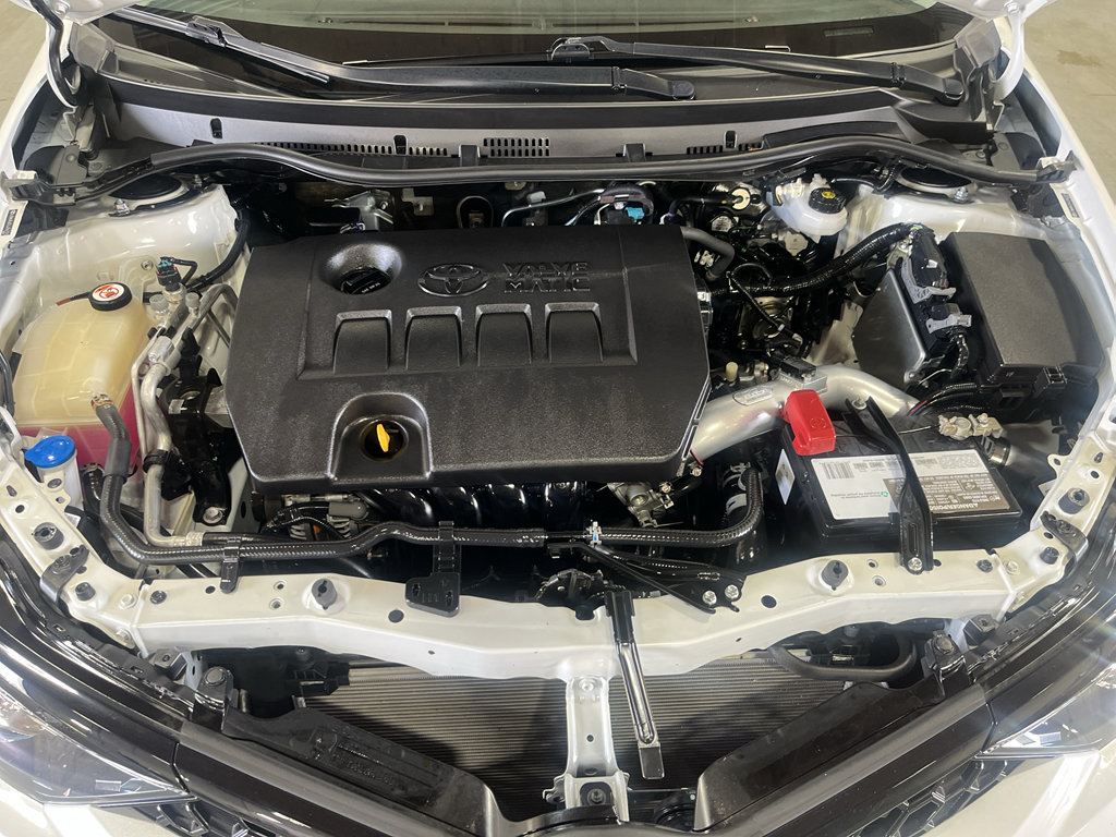 Used 2018 Toyota Corolla iM w/ All-Weather Mat Package FWD image 30