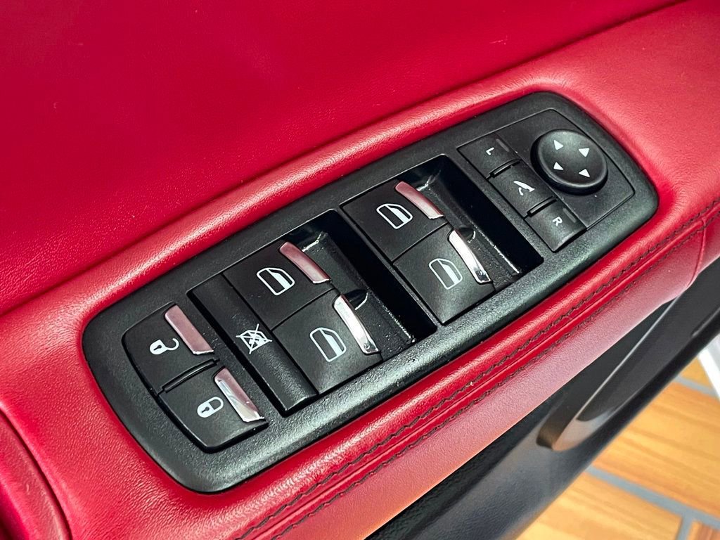 Used 2018 Maserati Quattroporte S GranSport Q4 AWD/4WD image 15