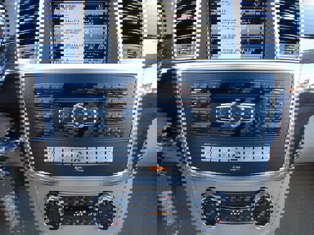 Used 2015 Mercedes-Benz ML 350 4MATIC image 24