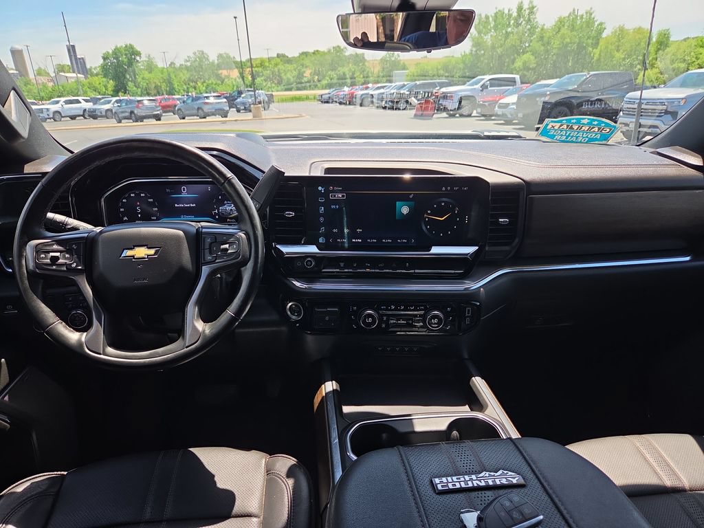Certified 2024 Chevrolet Silverado 3500 High Country w/ High Country Premium Package AWD/4WD image 11