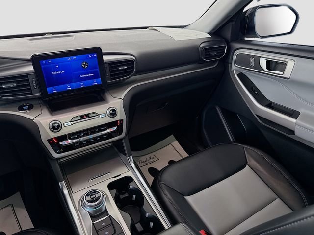 Used 2023 Ford Explorer XLT w/ Equipment Group 202A image 22