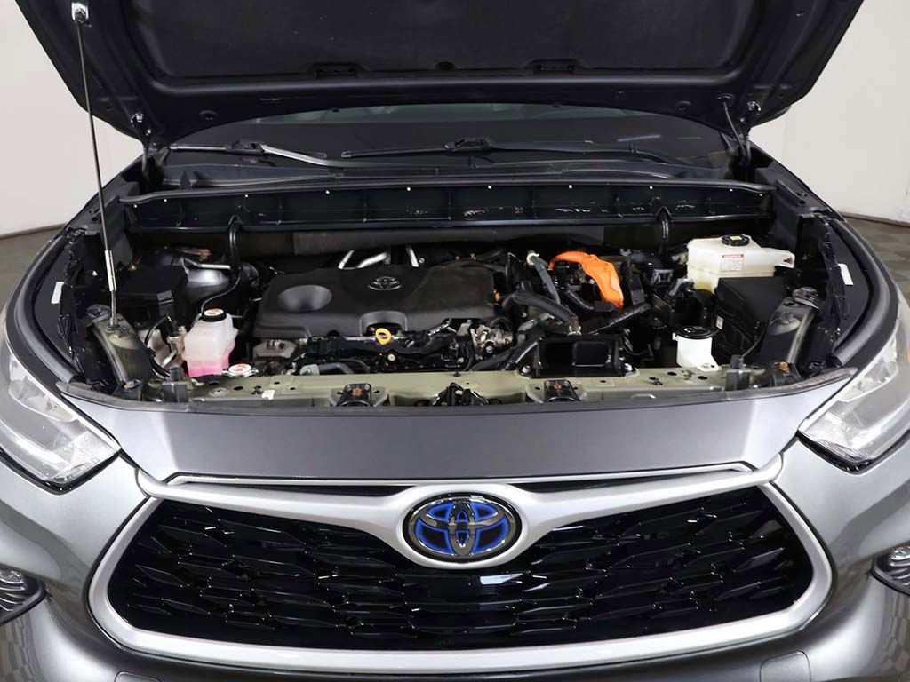 Used 2022 Toyota Highlander XLE image 21