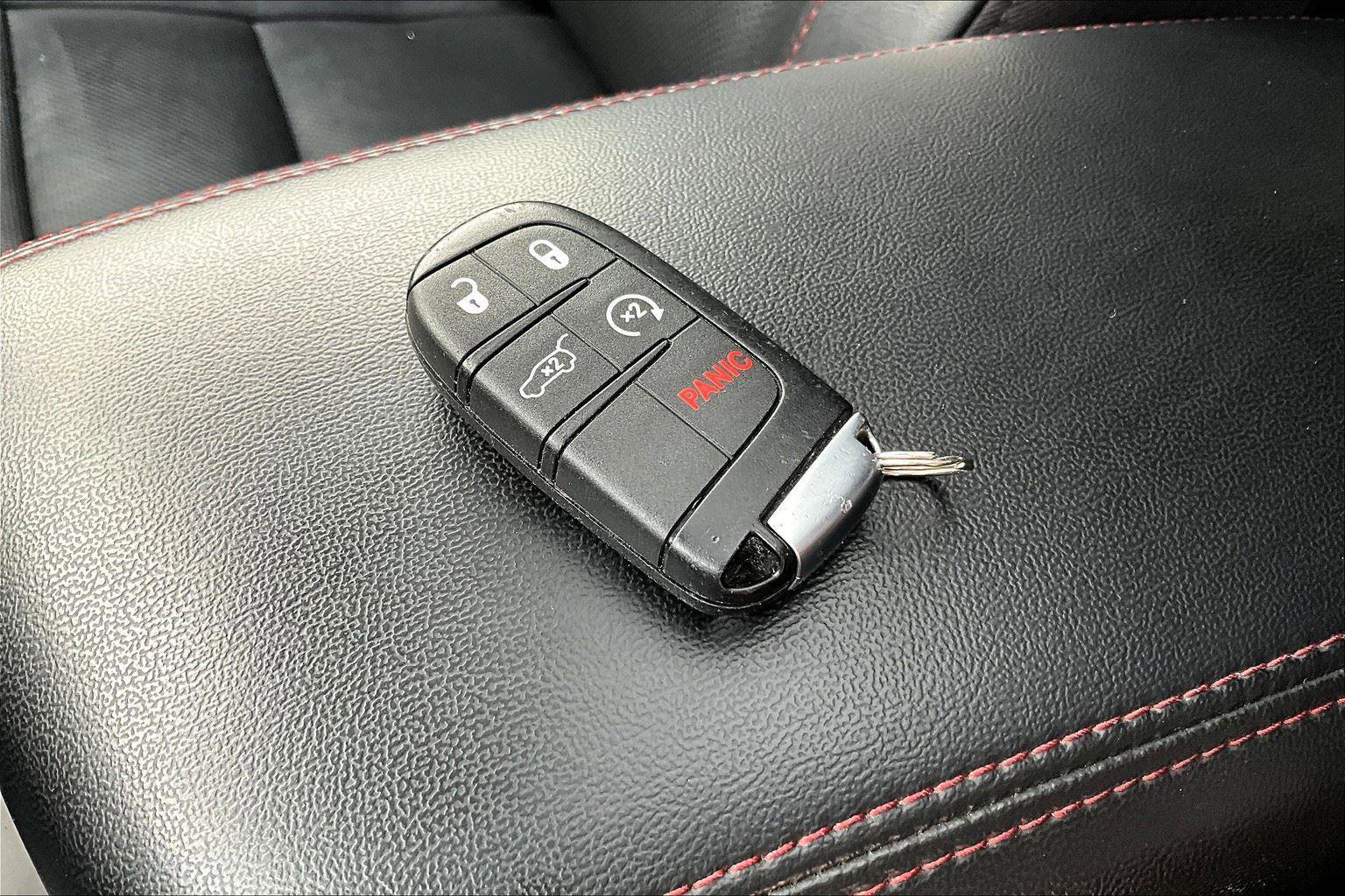 Used 2024 Dodge Durango GT image 11