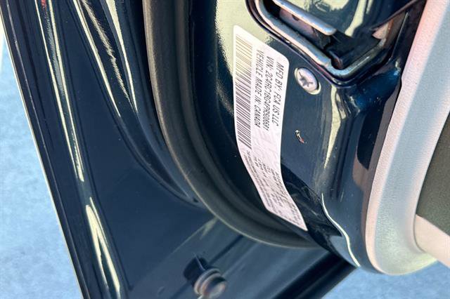 Used 2023 Chrysler Pacifica Touring-L image 33