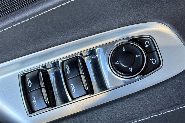 Used 2021 Chevrolet Corvette Stingray Convertible w/ Z51 Performance Package image 12